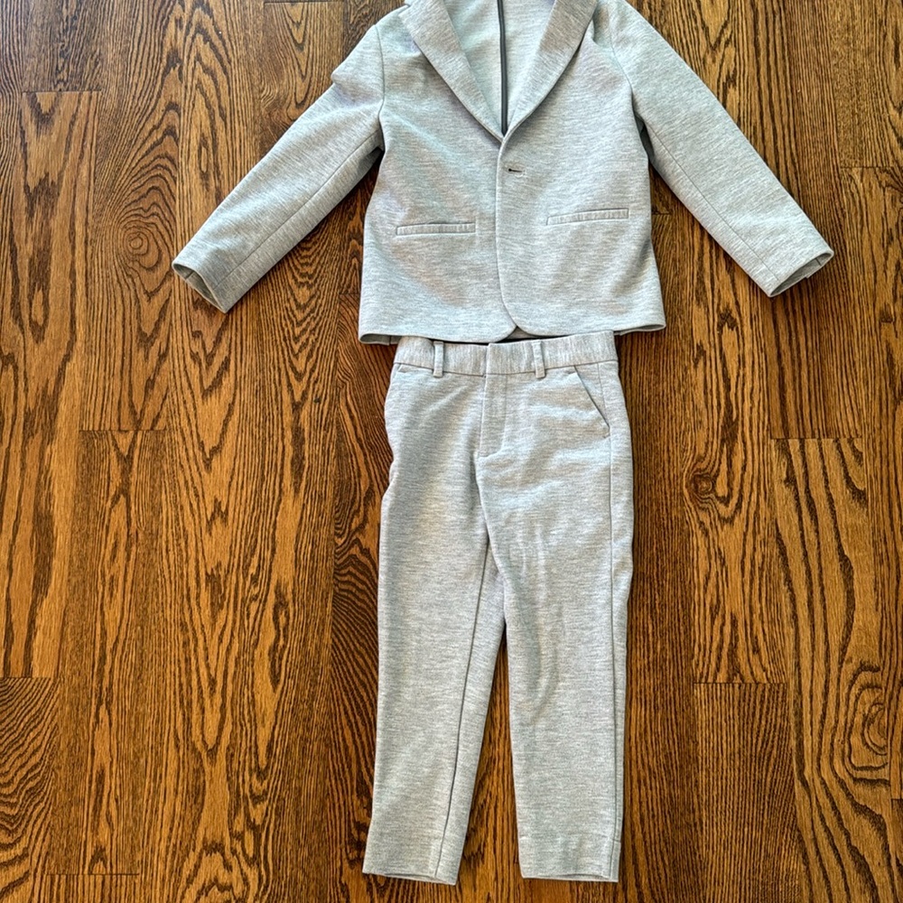 Zara Boys Gray Stretch Suit
